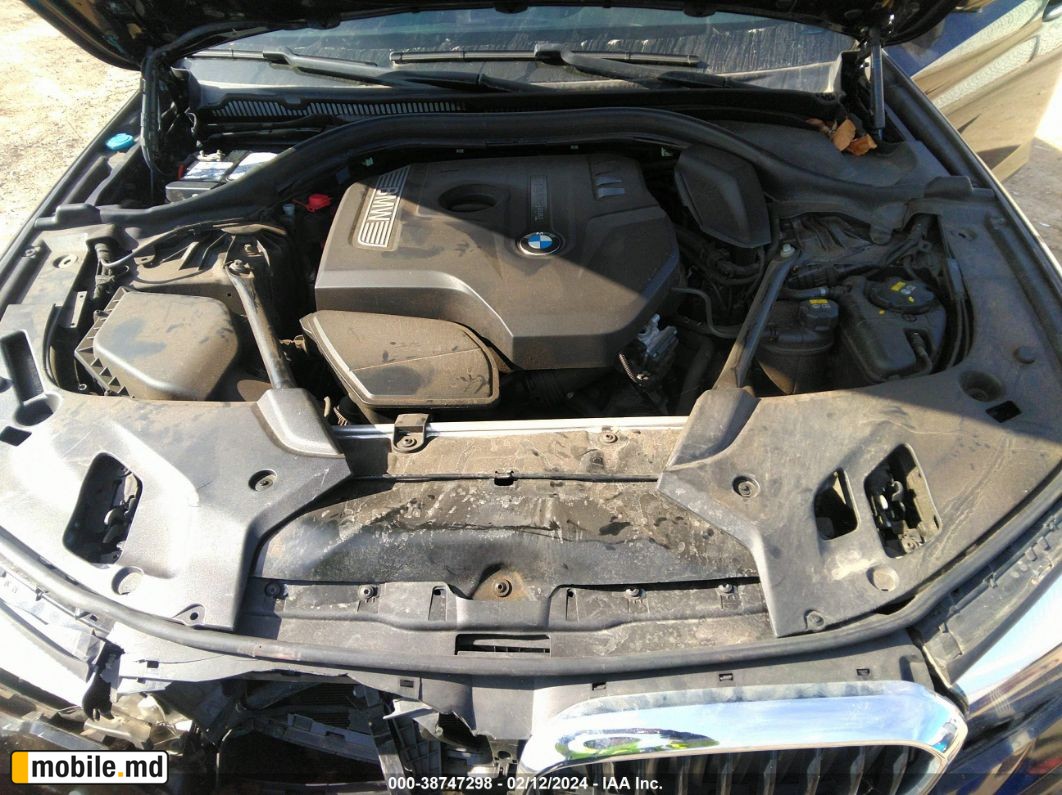 2017 BMW 530I Xdrive — photo 10