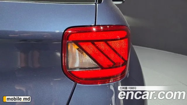 2027 Hyundai Venue — photo 23