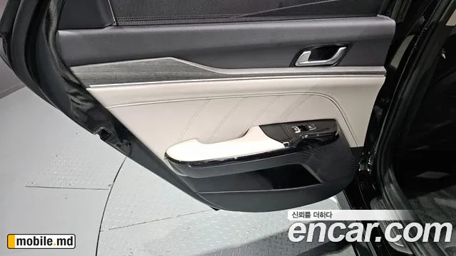 2025 Kia K5 — photo 25