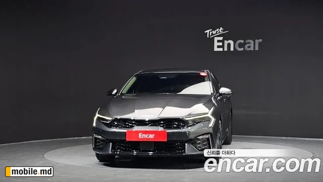 2025 Kia K5 — photo 3