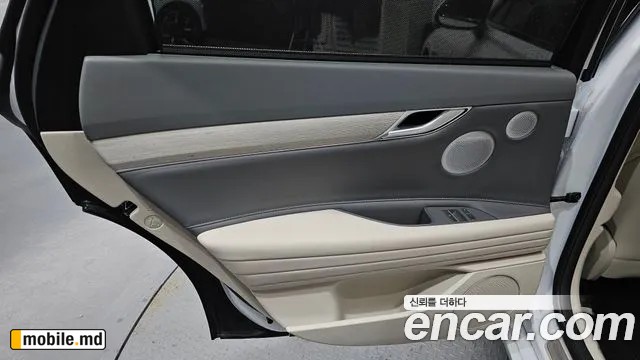 2026 Genesis G80 — photo 25