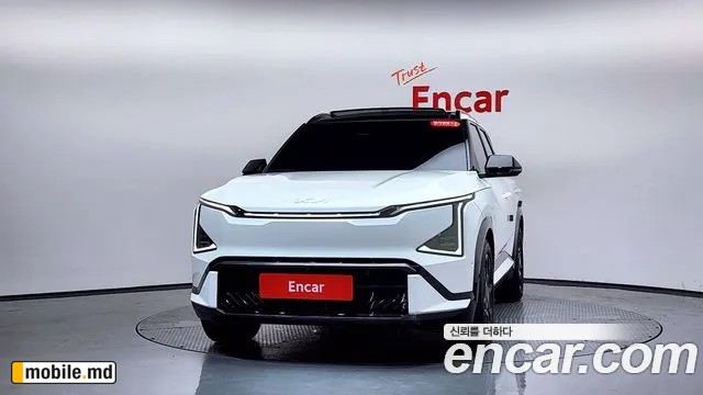 2026 Kia EV5 — photo 3