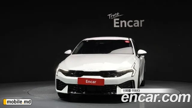 2025 Kia K5 — photo 3