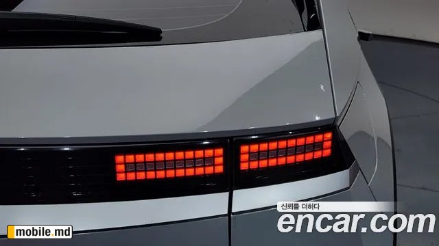 2025 Hyundai IONIQ — photo 23