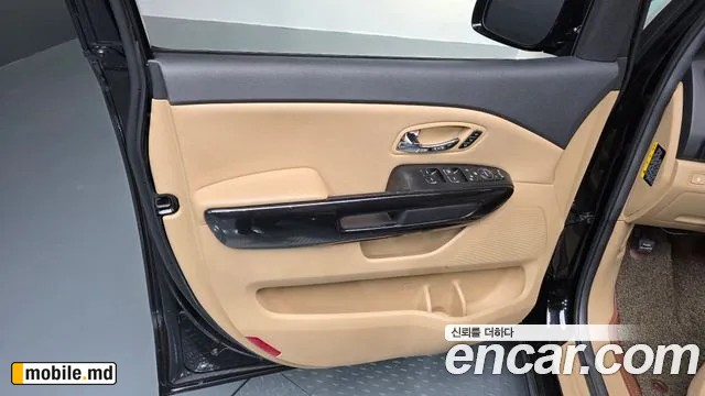 2018 Kia Canival — photo 24