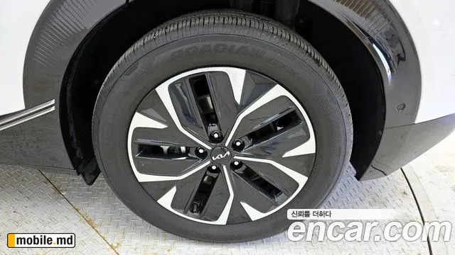 2024 Kia EV6 — photo 21