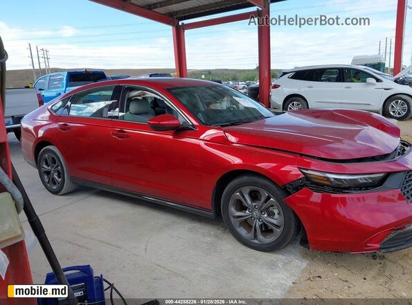 2024 Honda Accord — photo 13