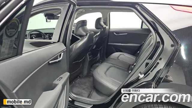 2024 Kia Niro — photo 12