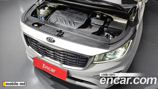 2019 Kia Canival — photo 6