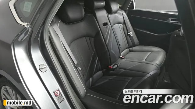 2020 Genesis G80 — photo 12