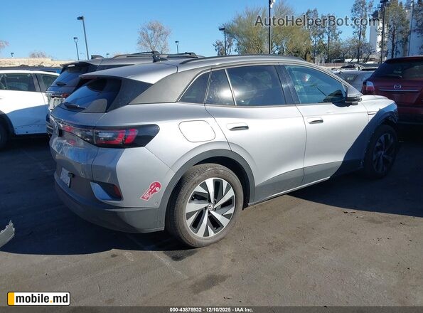 2023 Volkswagen ID.4 — photo 4
