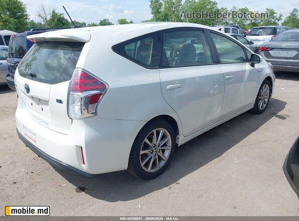 2017 Toyota Prius — photo 4