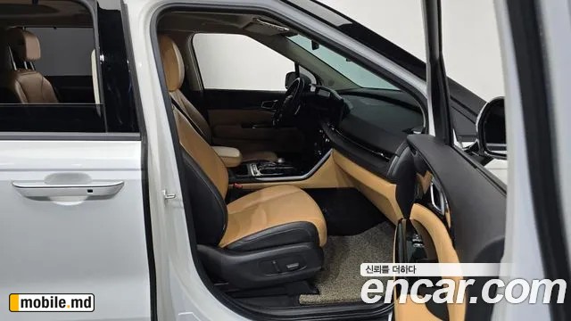 2021 Kia Canival — photo 12