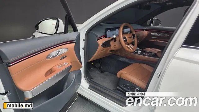 2025 Genesis GV70 — photo 10