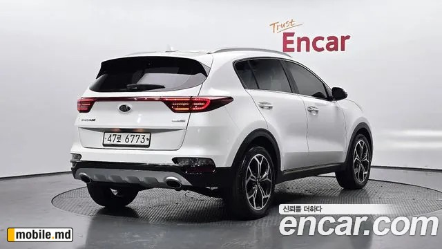 2019 Kia Sportage — photo 2
