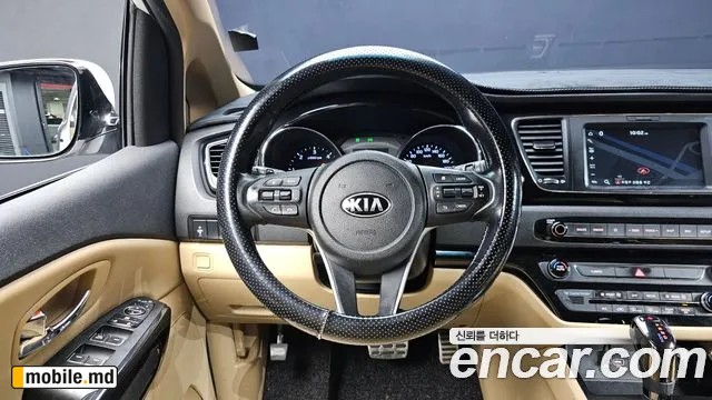 2019 Kia Canival — photo 13