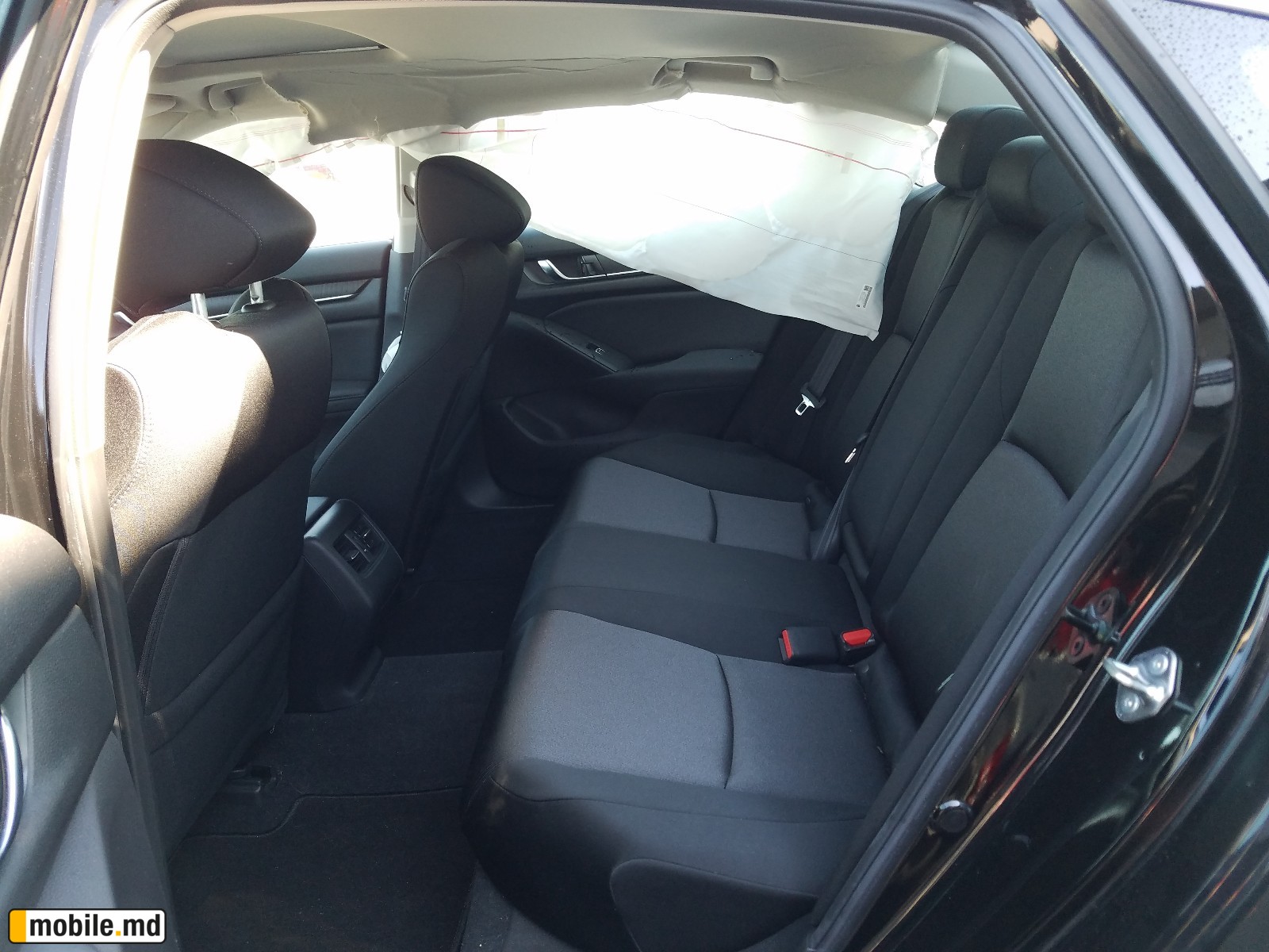 2018 Honda Accord — photo 6