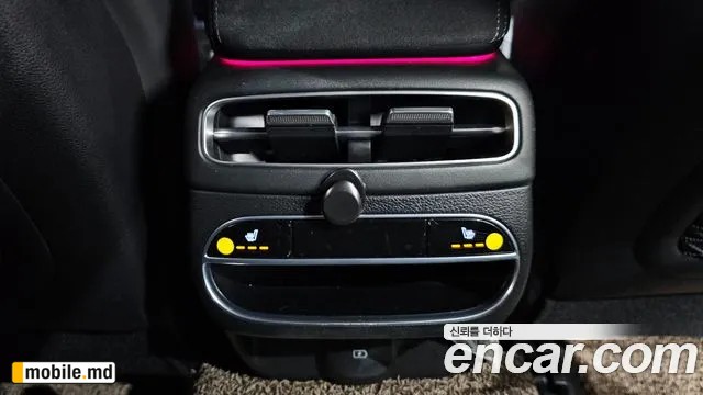 2021 Genesis GV70 — photo 38