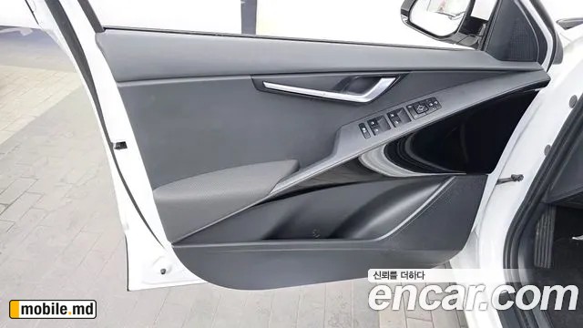 2024 Kia Niro — photo 24