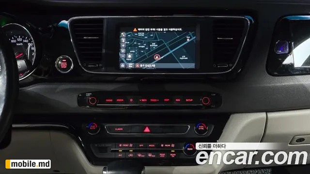 2018 Kia Canival — photo 16