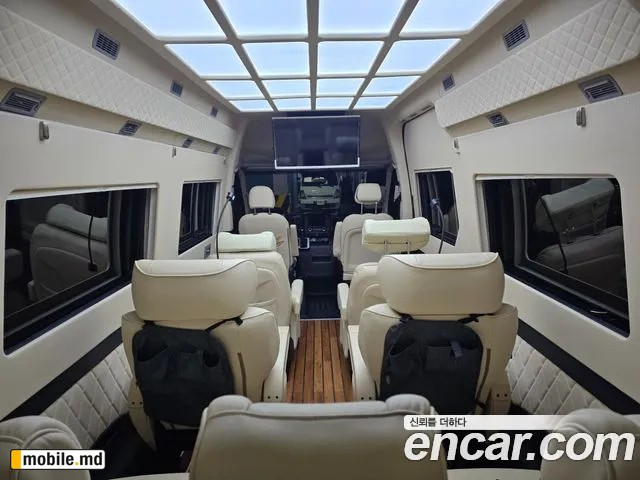 2020 Hyundai Solati — photo 14