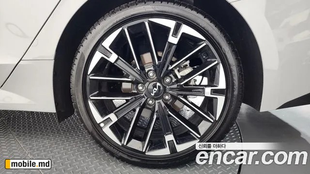 2026 Kia K5 — photo 21