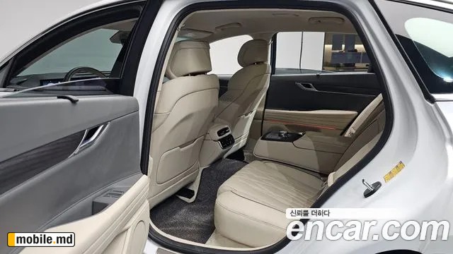 2026 Genesis G80 — photo 12