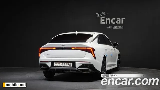 2025 Kia K5 — photo 4