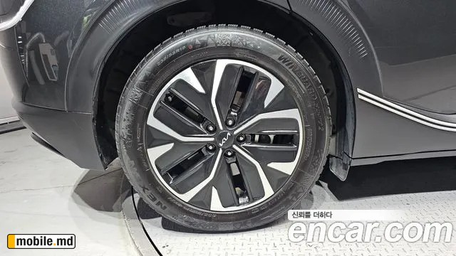 2022 Kia EV6 — photo 5