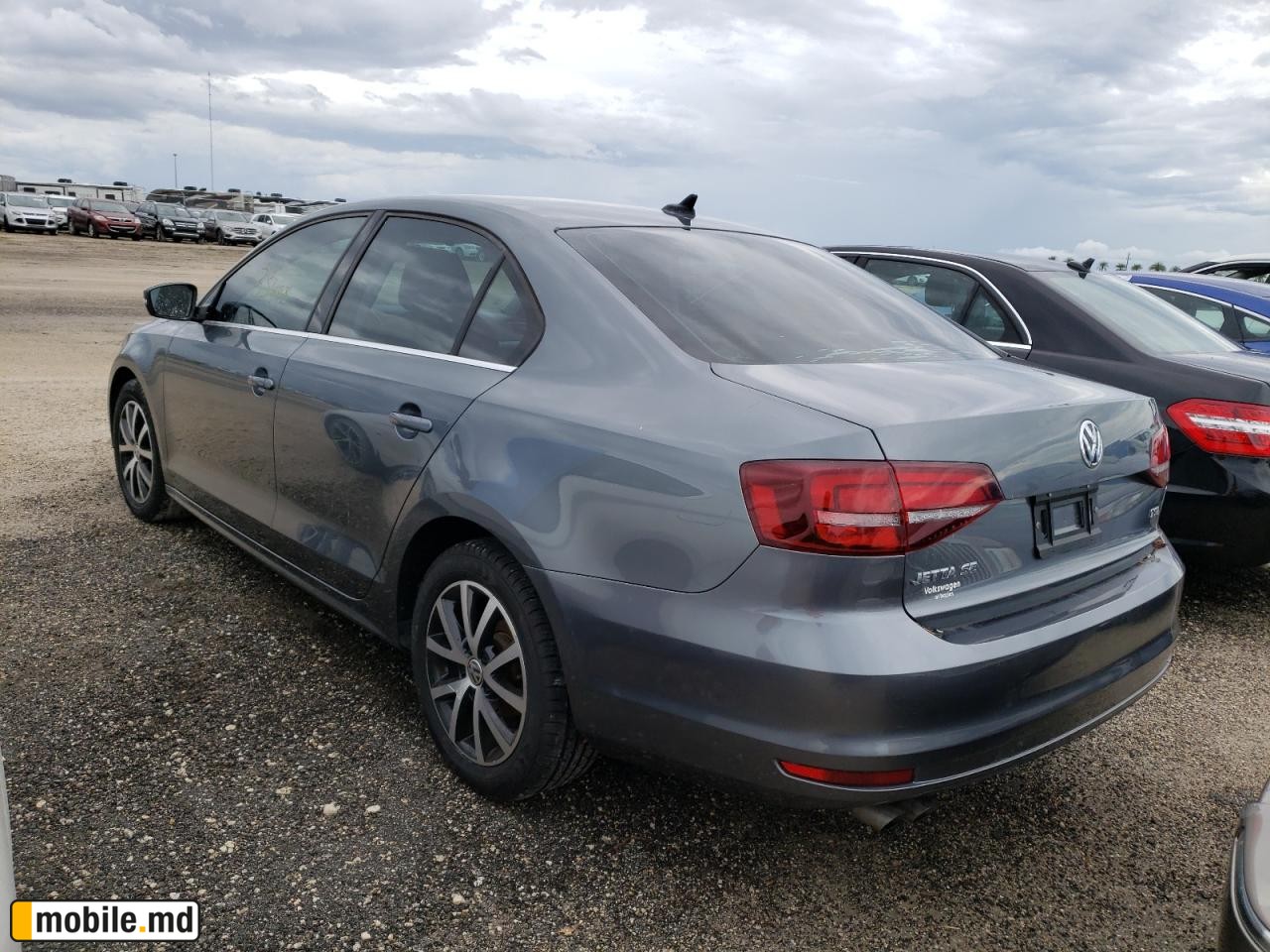2017 Volkswagen Jetta — photo 3