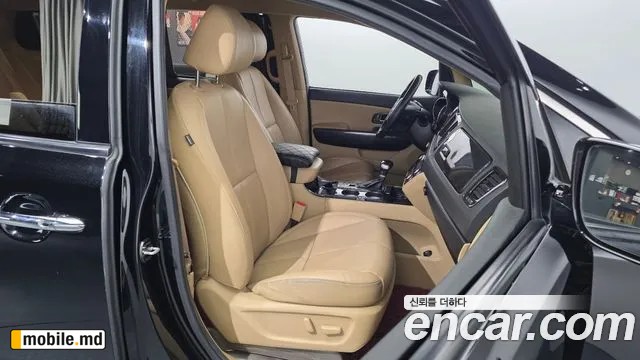 2019 Kia Canival — photo 26