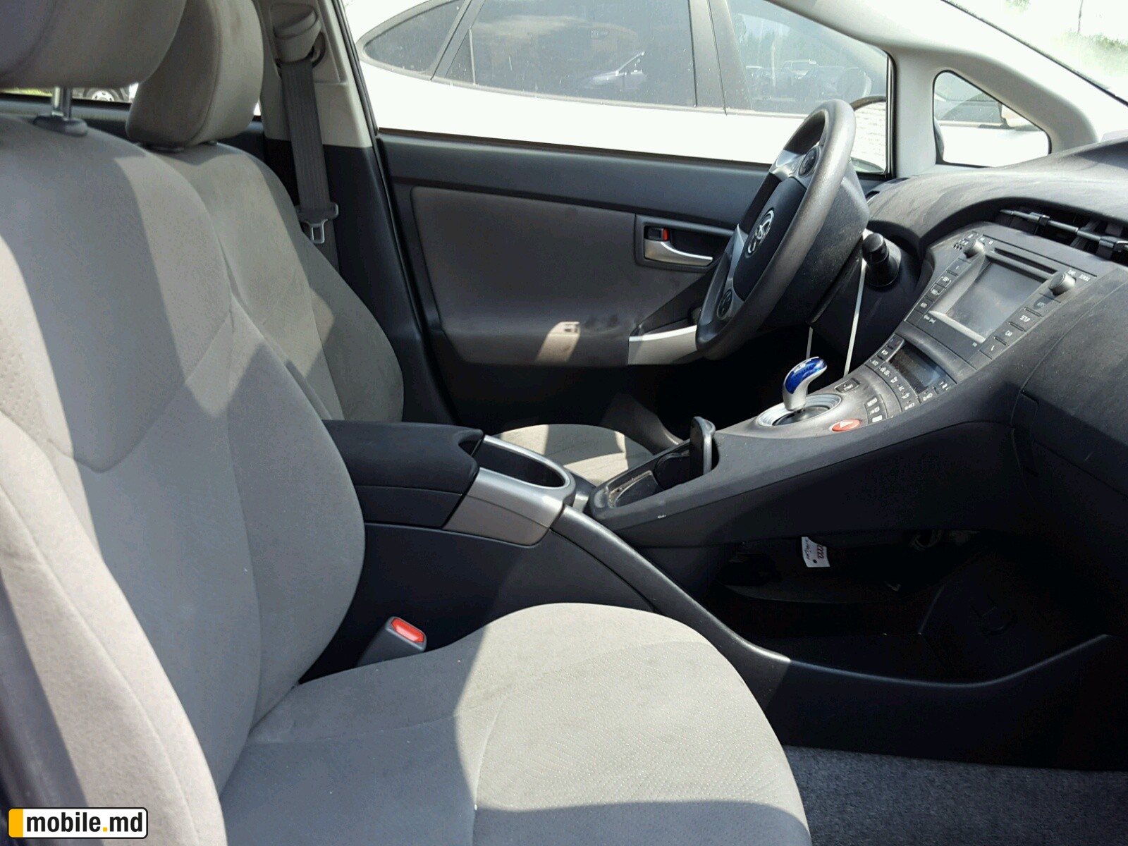 2015 Toyota Prius — photo 5