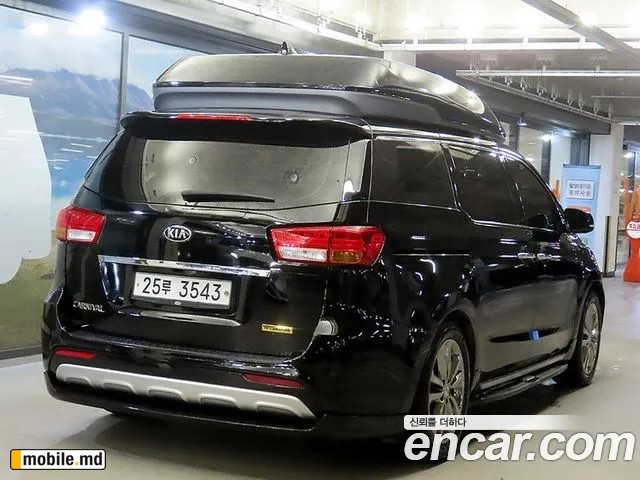 2018 Kia Canival — photo 4
