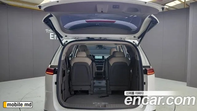 2022 Kia Canival — photo 18