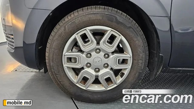 2022 Hyundai Staria — photo 5