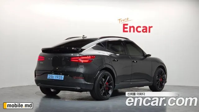 2026 Genesis GV60 — photo 2