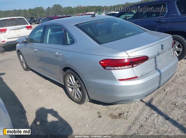 2020 Volkswagen Passat — photo 3
