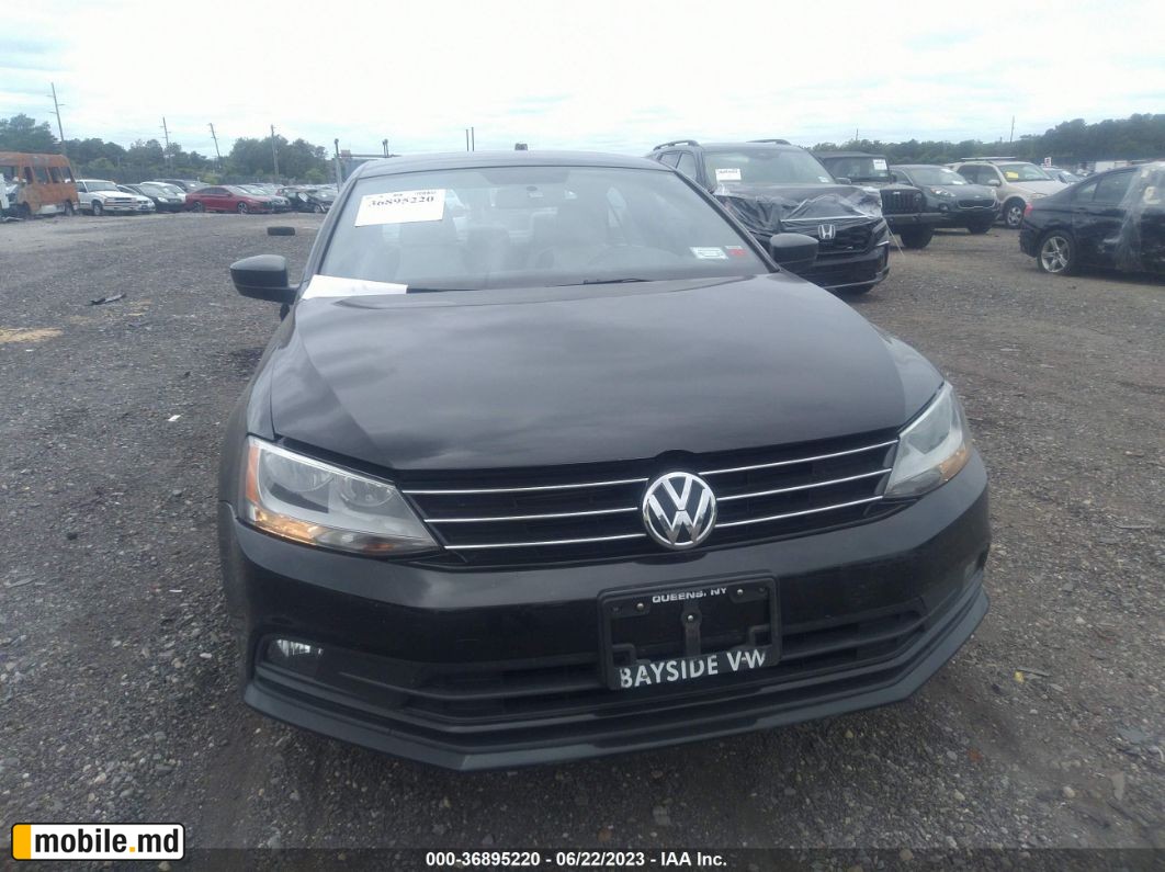 2015 Volkswagen Jetta — photo 12