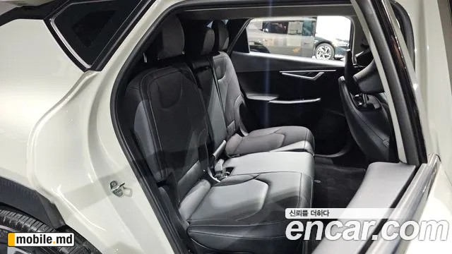 2023 Kia EV6 — photo 11