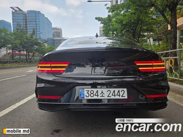 2026 Genesis G80 — photo 4