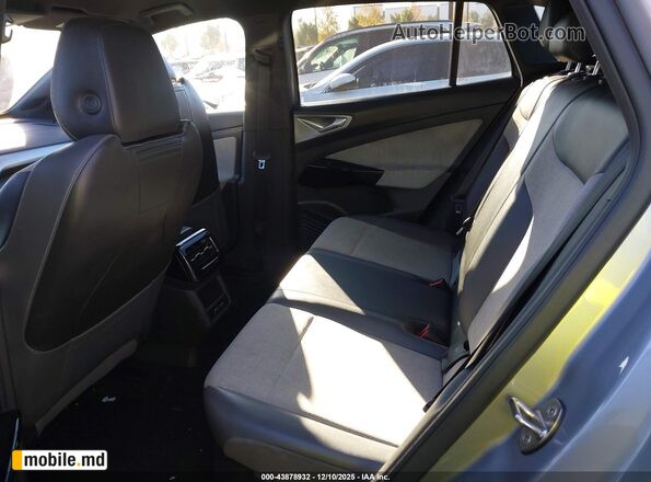 2023 Volkswagen ID.4 — photo 8