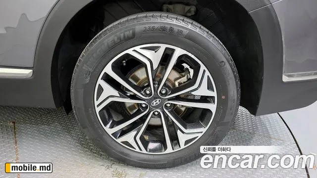 2019 Hyundai Santafe — photo 5