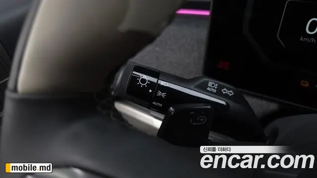 2025 Kia EV3 — photo 30