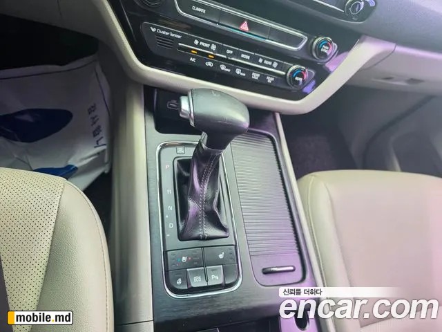 2018 Kia Canival — photo 13