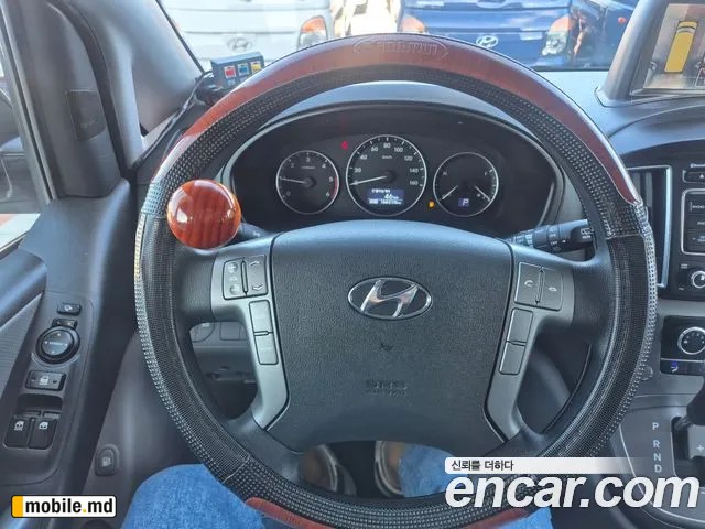 2019 Hyundai Starex — photo 10