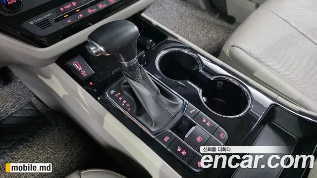 2019 Kia Canival — photo 9