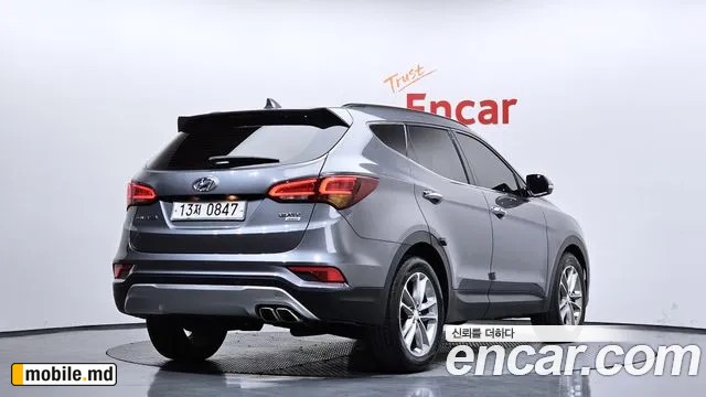 2016 Hyundai Santafe — photo 2