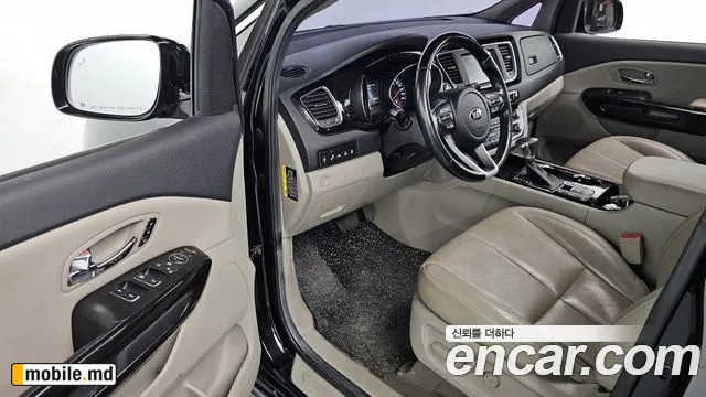 2019 Kia Canival — photo 10
