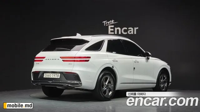 2025 Genesis GV70 — photo 2