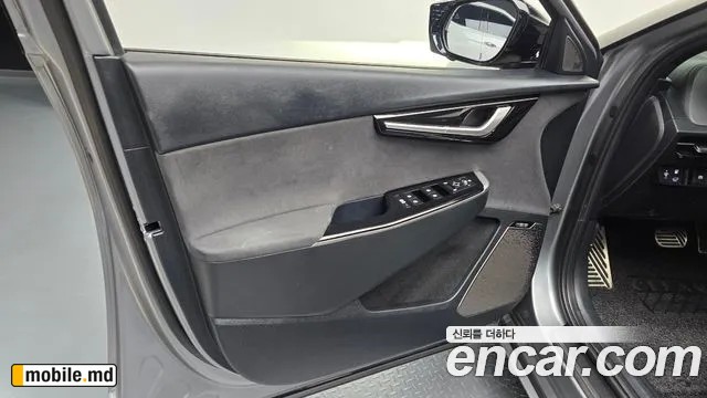 2023 Kia EV6 — photo 24